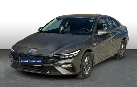 Hyundai Elantra – auto używane w najmie
